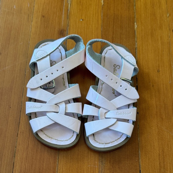 Light pink Girls Sandals by Salt Water Hoy Kids Sandals - Picture 1 of 2